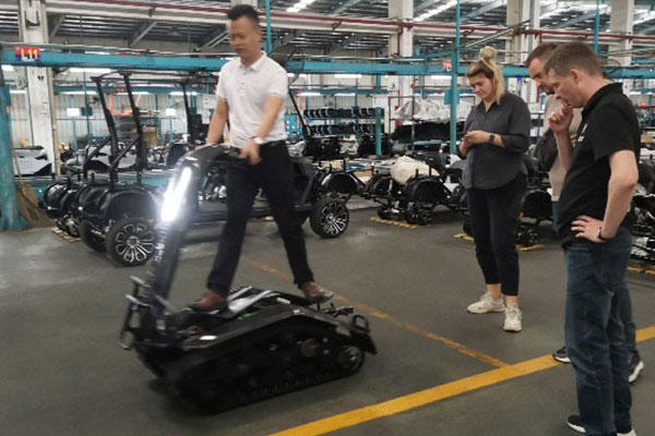 2024 Terv egy motoros kereskedőtől